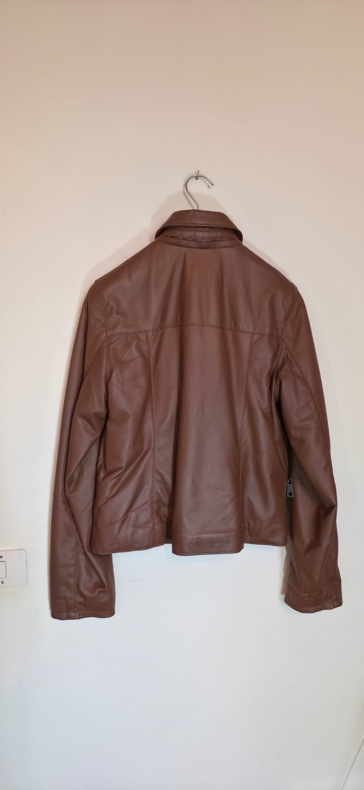 Giubbotto vera pelle marrone molto bello Tg. 44