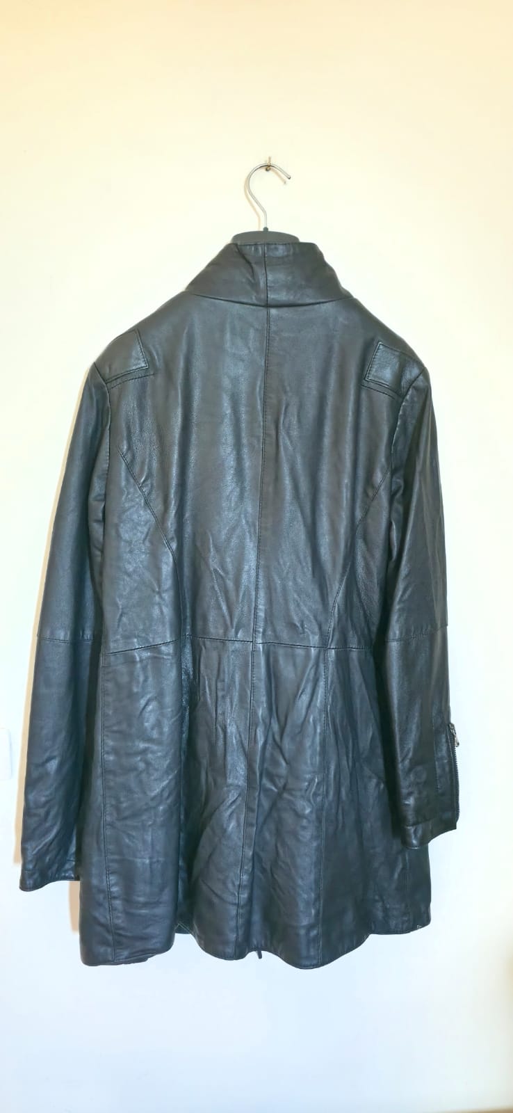 Cappotto 3/4 vera pelle nero Tg. 50.