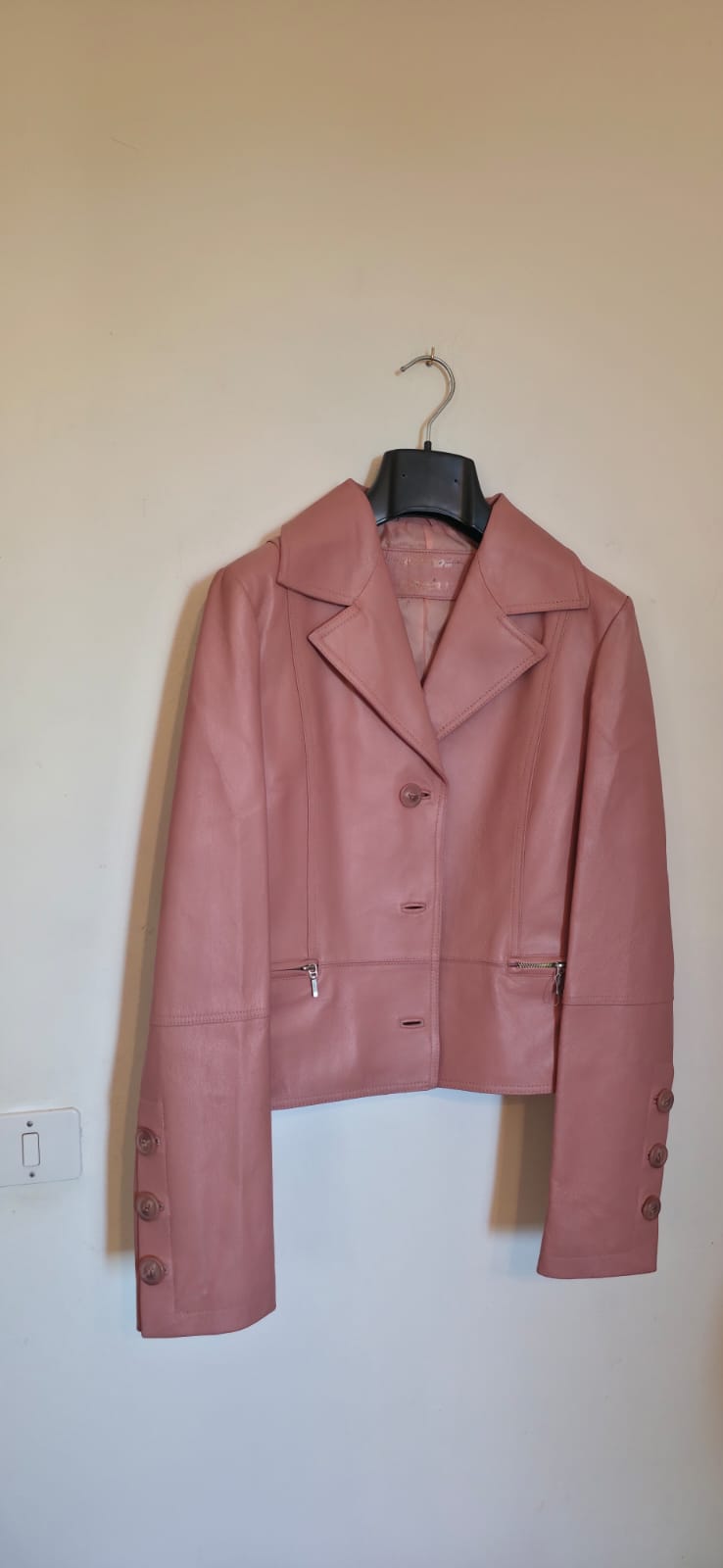 Giacca rosa nuova vera pelle.