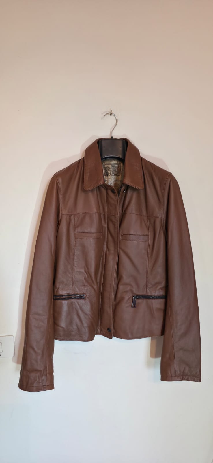 Giubbotto vera pelle marrone molto bello Tg. 44
